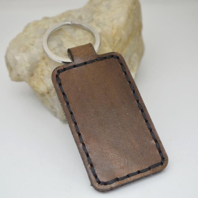 Bulldogs leather keychain backside.jpg